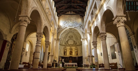 Quel gioiello rinascimentale nascosto tra le stradine di Mola: � la Chiesa Matrice